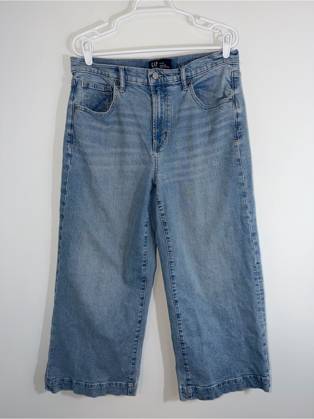 GAP High Rise Wide-Leg Crop Jeans | Gap SIZE 32 - Picture 6 of 15